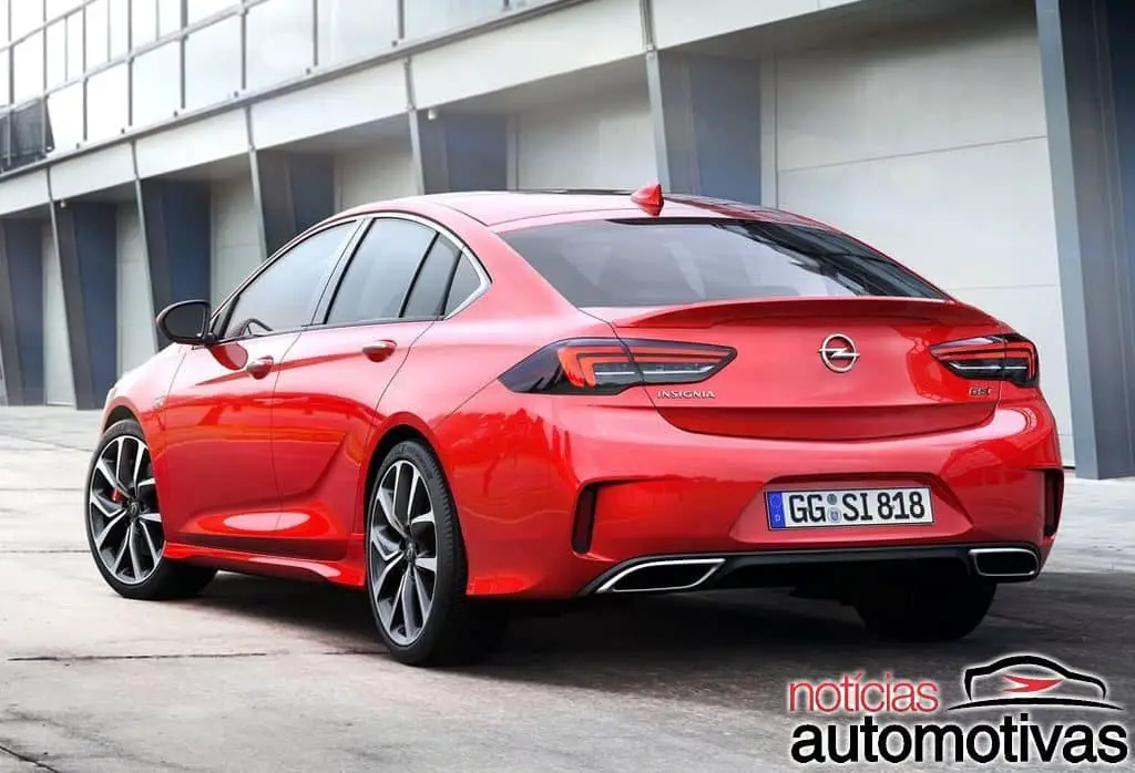 Opel Insignia pode virar um crossover na próxima geração 