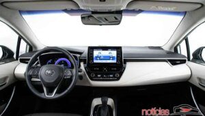 Toyota Corolla Hybrid 2020 10