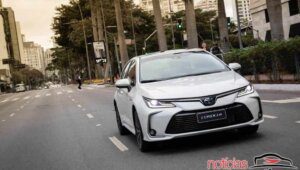 Toyota Corolla Hybrid 2020 2