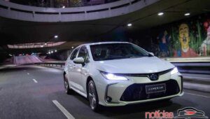 Toyota Corolla Hybrid 2020 3