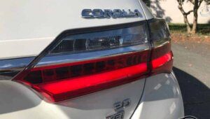 Toyota Corolla XEi 2018 18