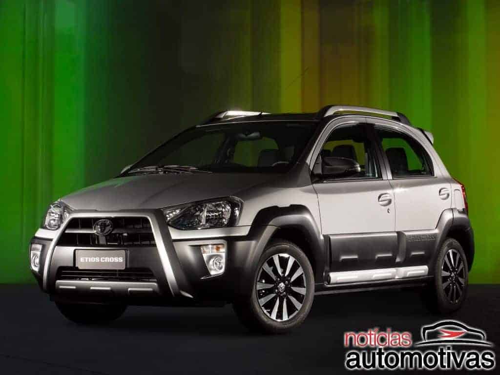 Toyota Etios Cross 7