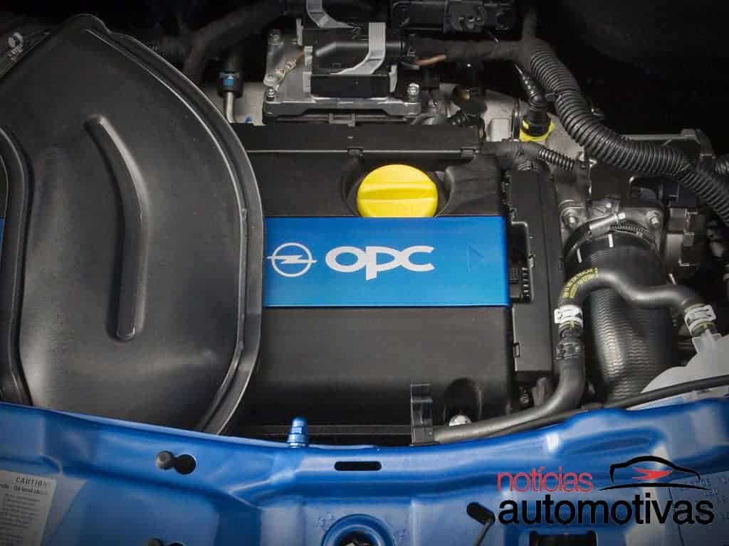 Under the hood Opel Meriva OPC A 2006–10