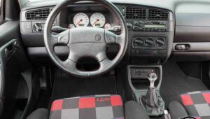 Volkswagen Golf GTI Mk3 10