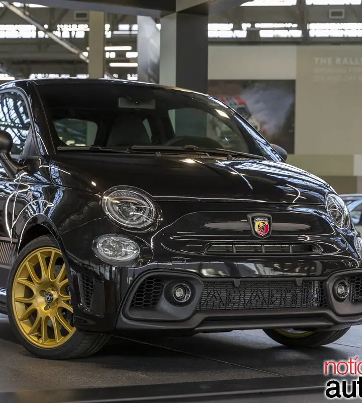 Abarth 695 75º Anniversario celebra com motor velho e apenas 1.368 ...