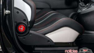 Mais leve, Abarth 695 Esseesse é para colecionador 