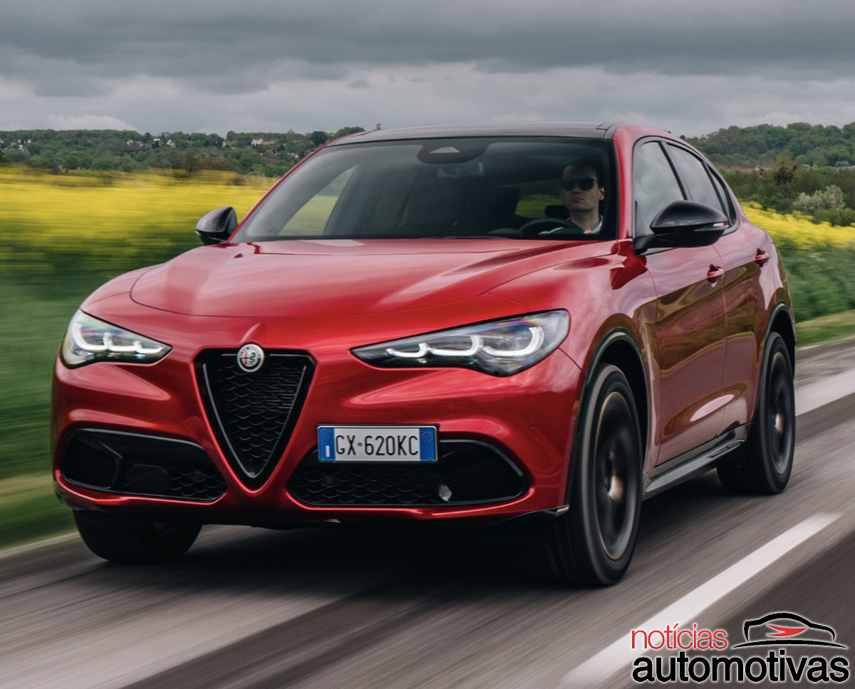 alfa romeo stelvio (2) alfa romeo stelvio (2)