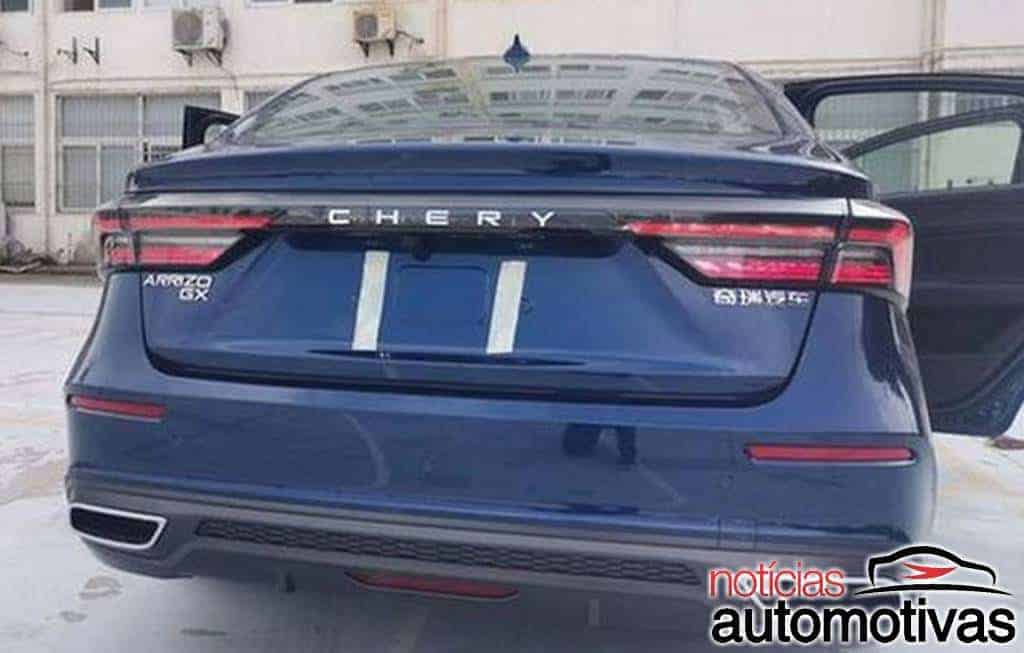 Chery Arrizo 6 Plus revela seus detalhes na China 