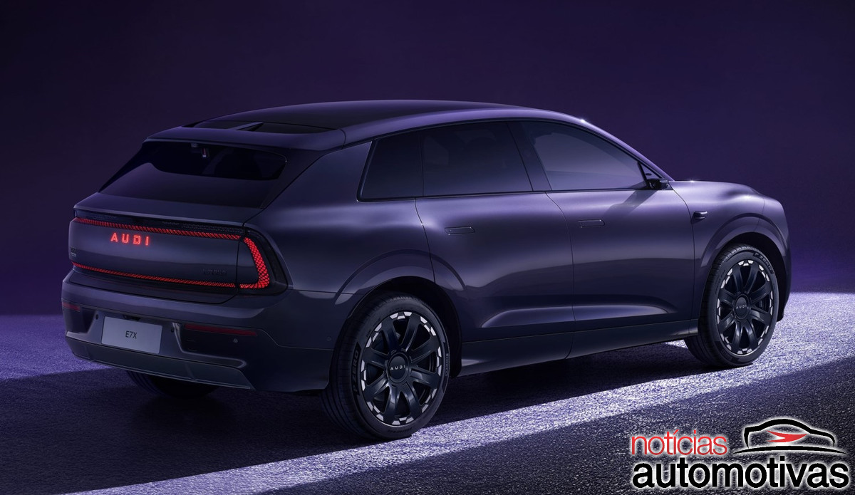 audi e7x 3