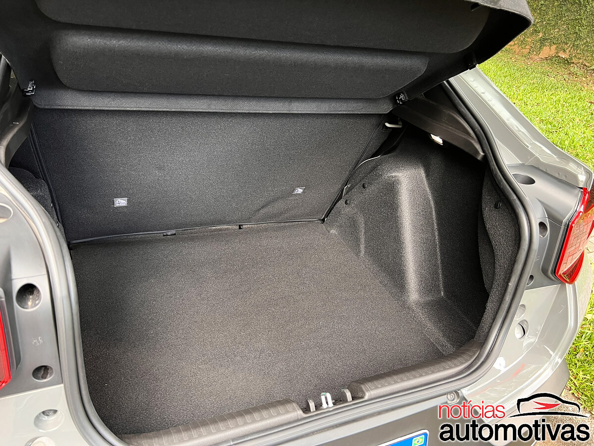 avaliacao citroen basalt dark edition cinza sting gray (14)