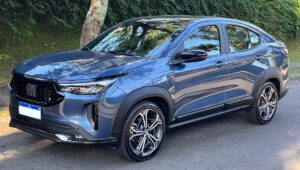 avaliacao fiat fastback impetus hybrid (1)