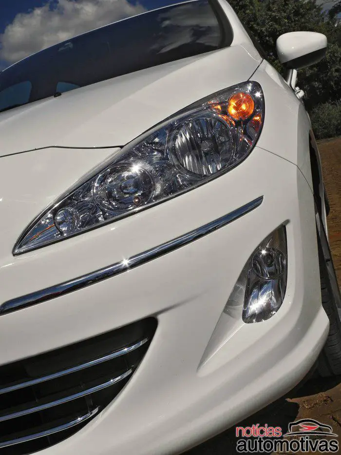 Peugeot 408 ganha câmbio automático de 6 marchas e “aposenta” antigo 