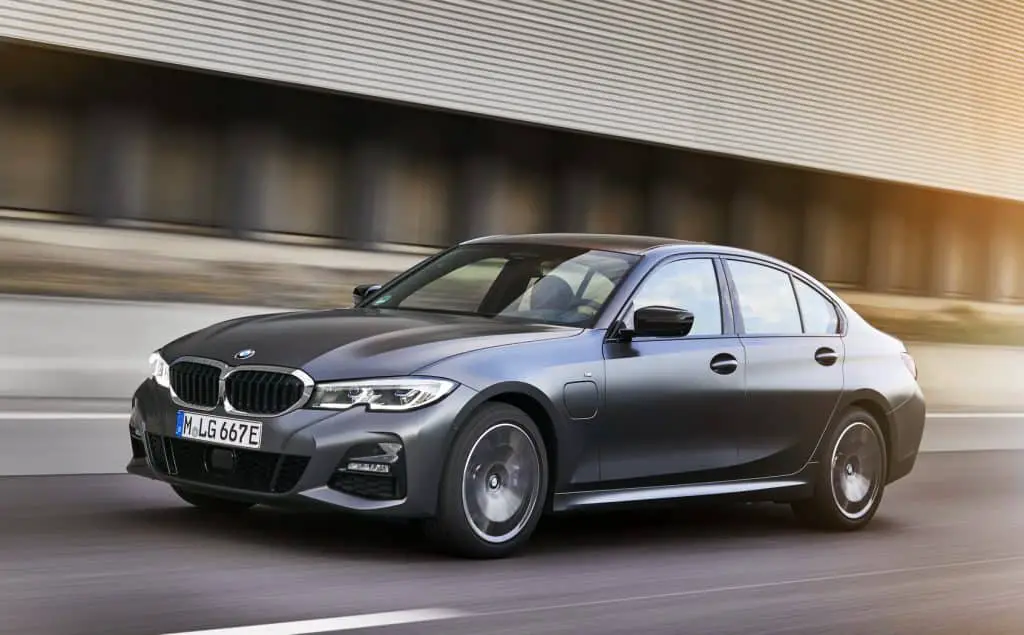 BMW festeja alta no Brasil e estuda novos modelos nacionais 