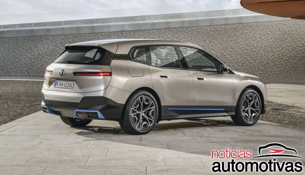 BMW iX looks ugly, but interesting proposal for the future 