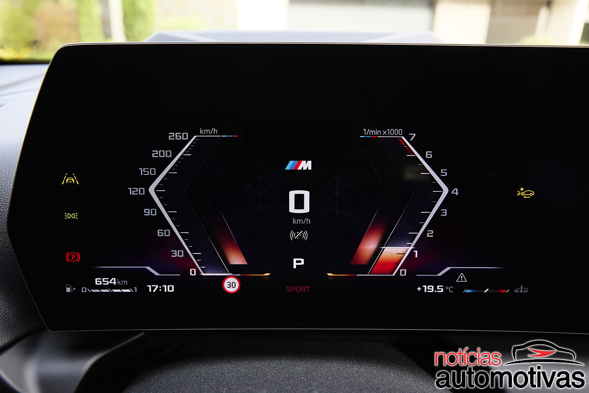 bmw m135 xdrive (13) bmw m135 xdrive (13)