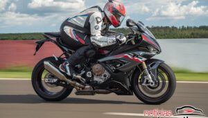 BMW S1000 RR 2022 tem novidades a partir de R$ 122.500 