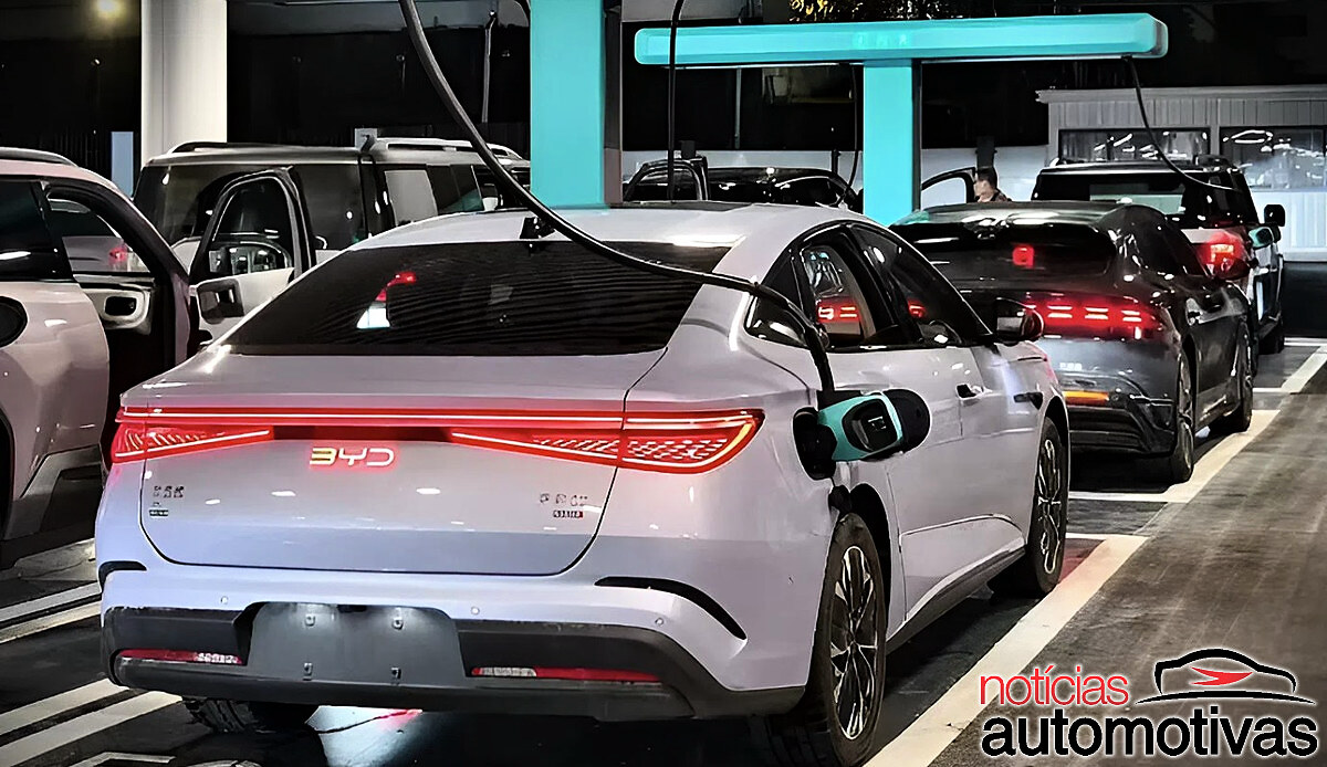 byd flagra novo carregador 1500 kw (1) byd flagra novo carregador 1500 kw (1)