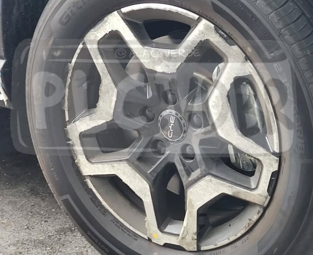 byd picape flagra estrada 5