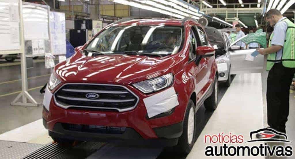 Ford chama até ex-funcionários para produzir peças nas fábricas 