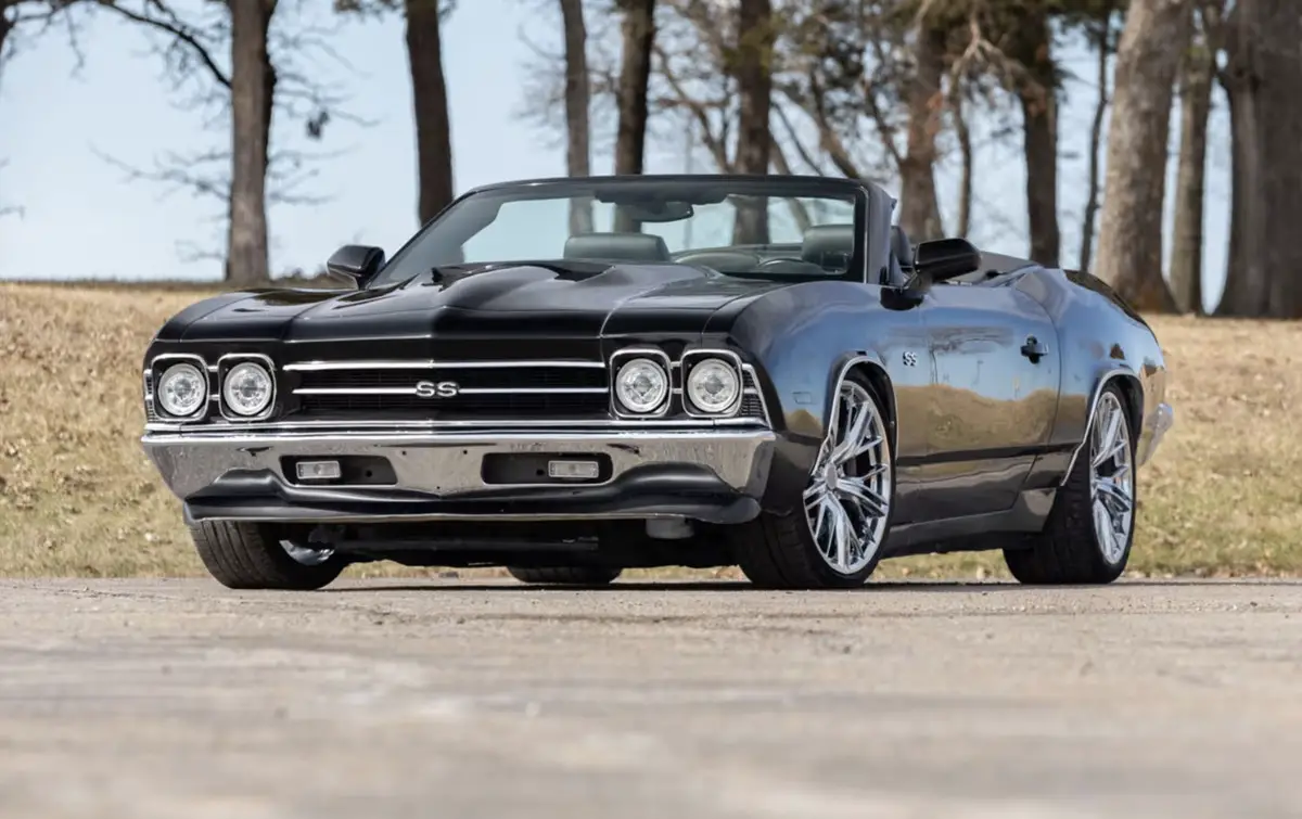 Este Chevrolet Camaro 2015 foi transformado em um Chevelle 1969, e o resultado ficou perfeito