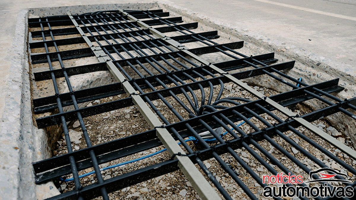 caminhao eletrico carregado em movimento eua (3) caminhao eletrico carregado em movimento eua (3)