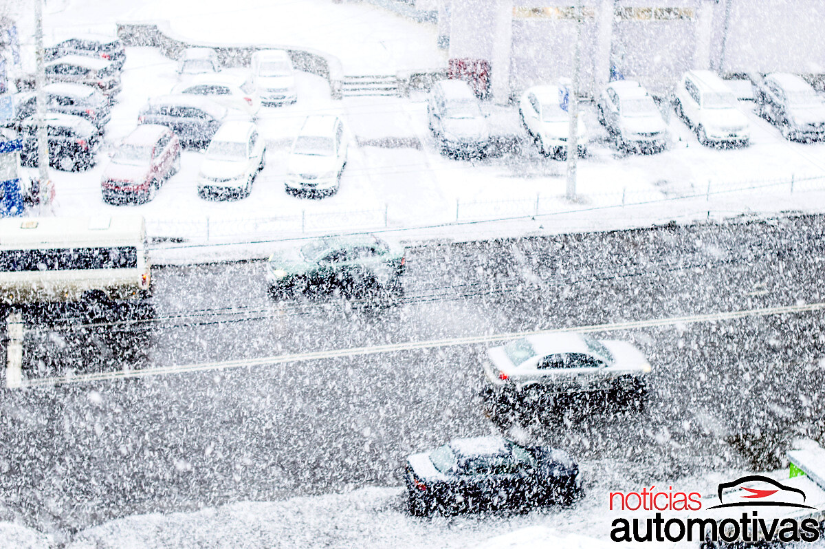 Tempestade de neve paralisa EUA e revela vulnerabilidade total da mobilidade nas grandes cidades