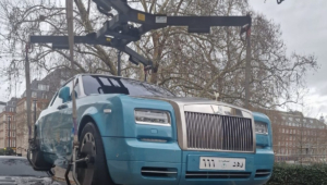 carros bilionarios estacionados londres (1)