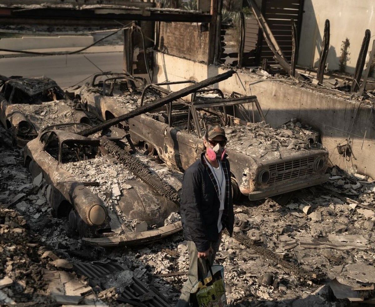 Los Angeles era um paraíso de carros colecionáveis, agora cerca de 6.000 deles foram perdidos para sempre, reduzidos a cinzas