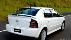 Astra hatch: história, anos, versões, modelos (e equipamentos) 