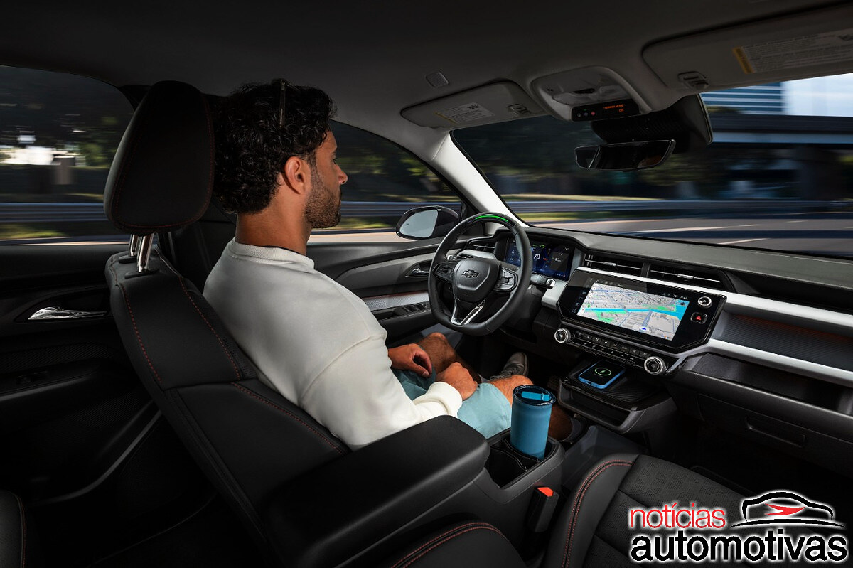 chevrolet bolt 2027 4