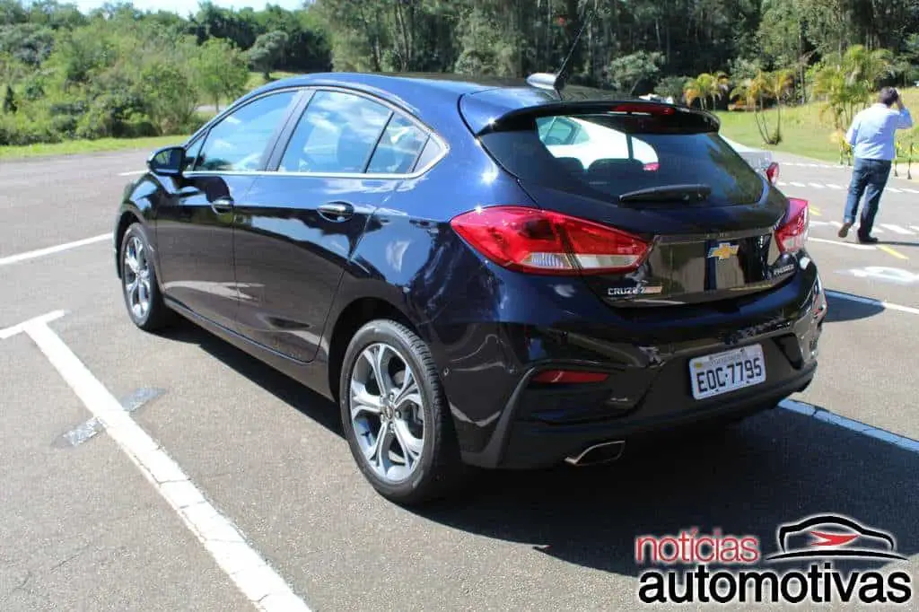 Chevrolet reduz preços de todas as versões do Cruze 