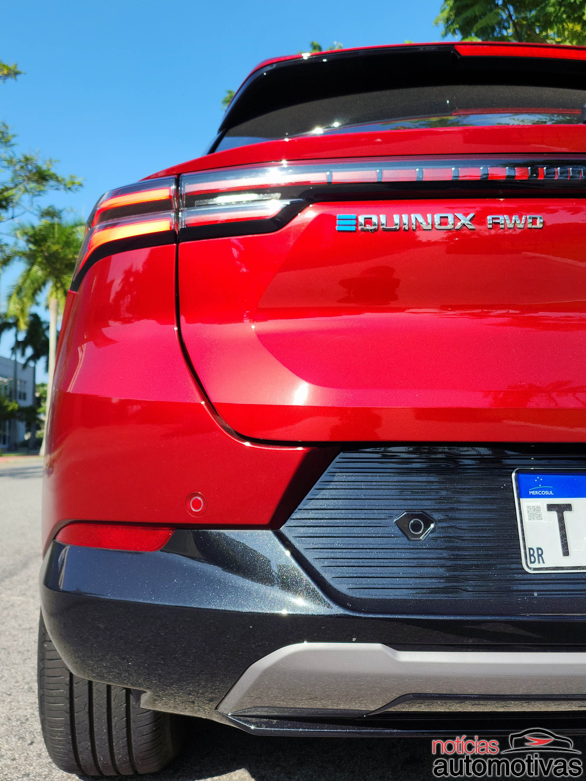 chevrolet equinox ev vermelho (7)