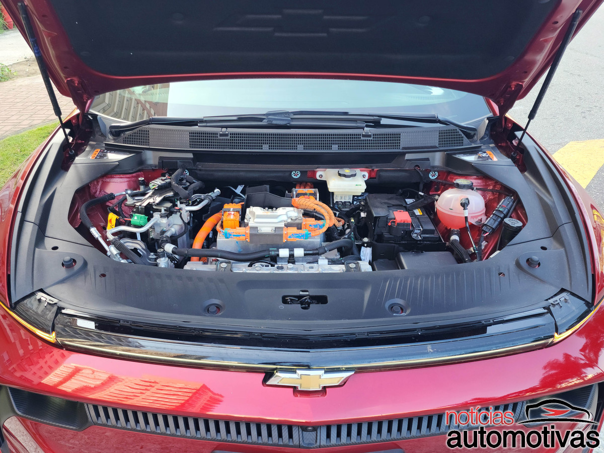 chevrolet equinox ev vermelho (8)