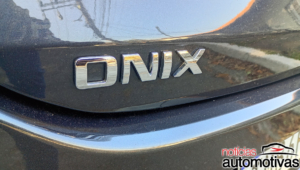 chevrolet onix plus premier 2026 avaliação na (12)