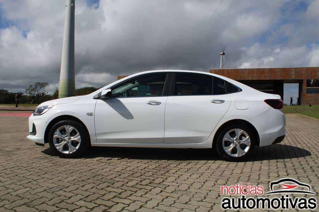 chevrolet onix plus turbo 2020 impressões na 15