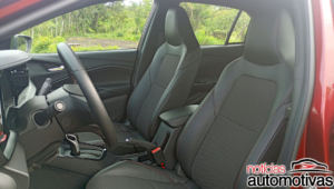 chevrolet onix rs avaliação na (18)