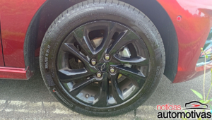 chevrolet onix rs avaliação na (9)