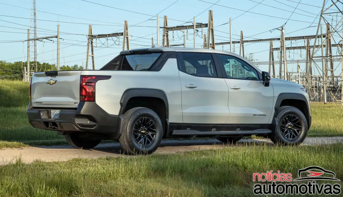chevrolet silverado ev wt (4) chevrolet silverado ev wt (4)