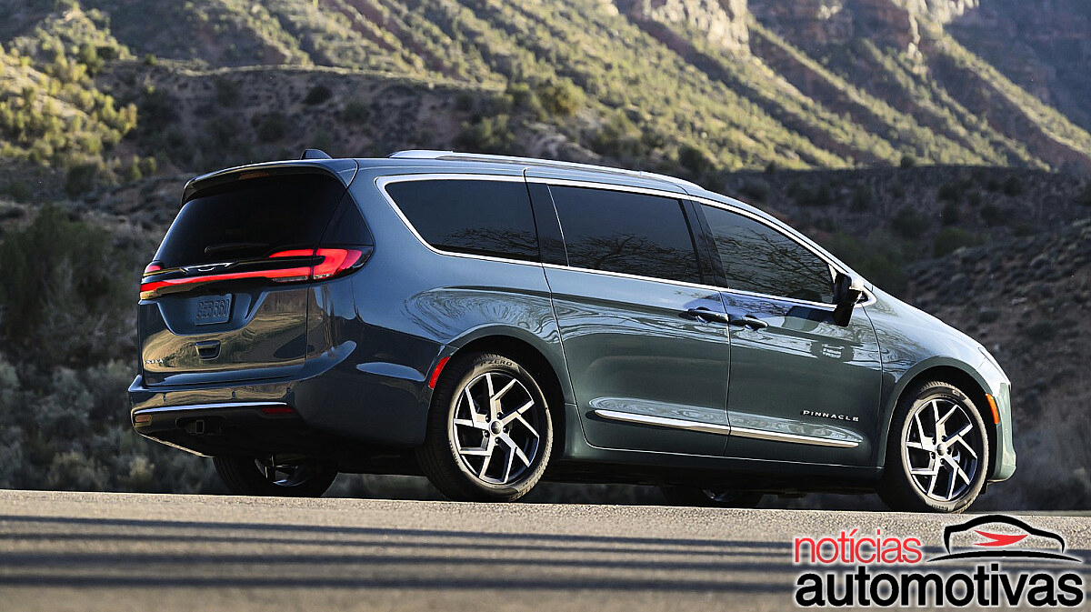 chrysler pacifica 2027 3