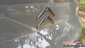 citroen basalt dark avaliação na (16)