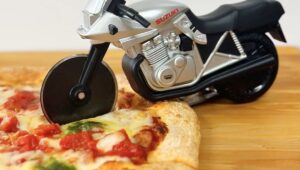 cortador de pizza moto suzuki (1)