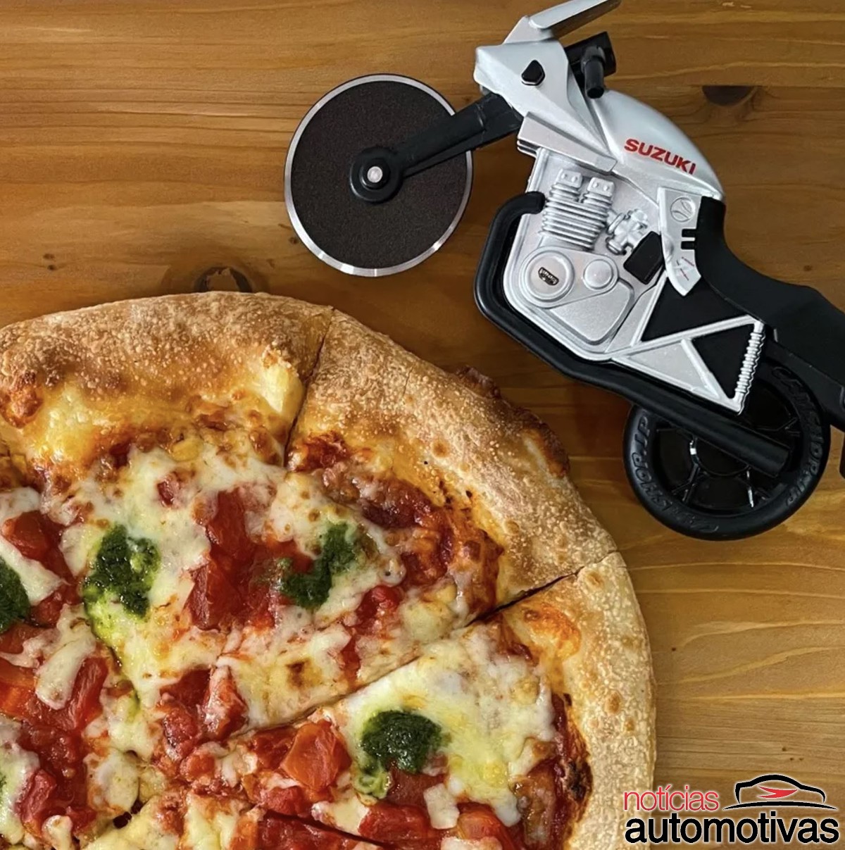 cortador de pizza moto suzuki (3)