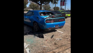 dodge challenger acidente 1