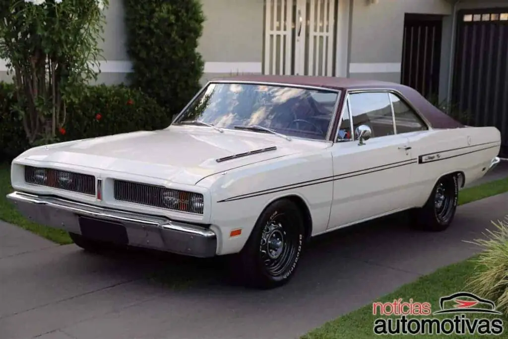 dodge charger rt 1977