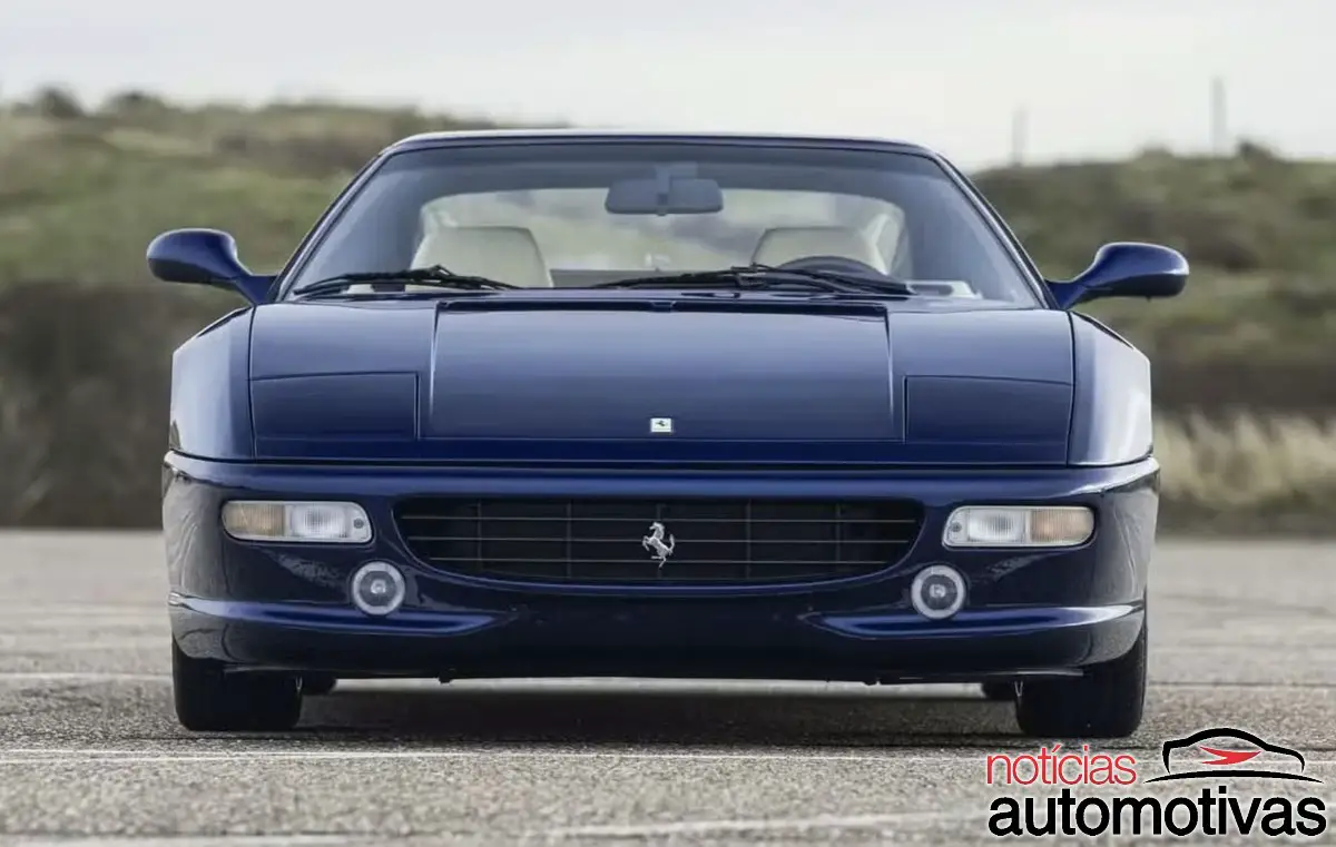 Ferrari F355 que foi dada pela escuderia italiana a Michael Schumacher, quando ele foi para a Ferrari, agora pode ser sua