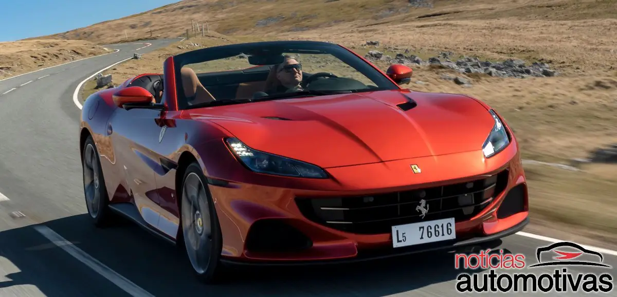 ferrari portofino vermelha