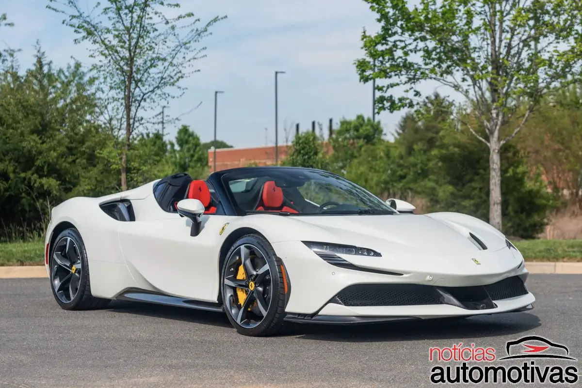 ferrari sf90 branca (3)