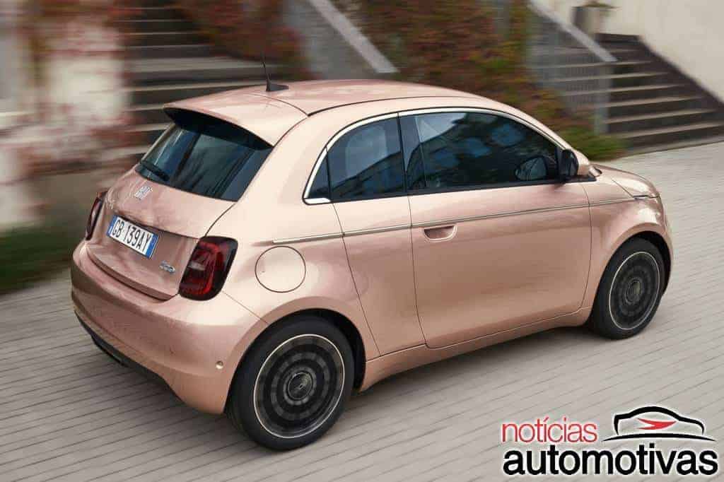 Fiat 500 elétrico com três portas estreia na Europa 