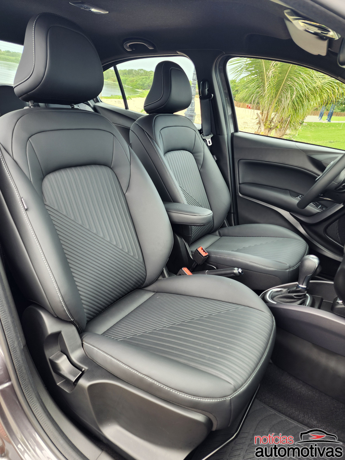 fiat cronos precision 2026 chumbo (10)