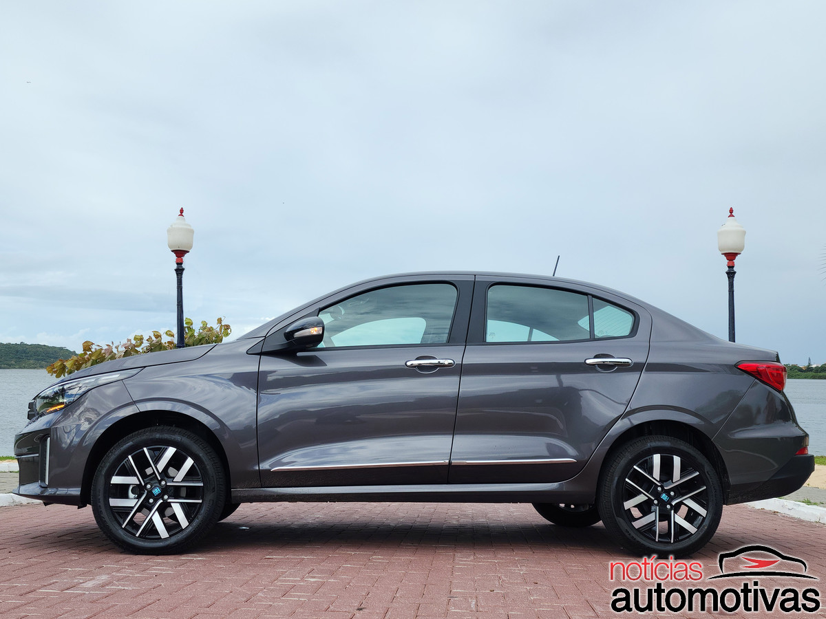 fiat cronos precision 2026 chumbo (4)